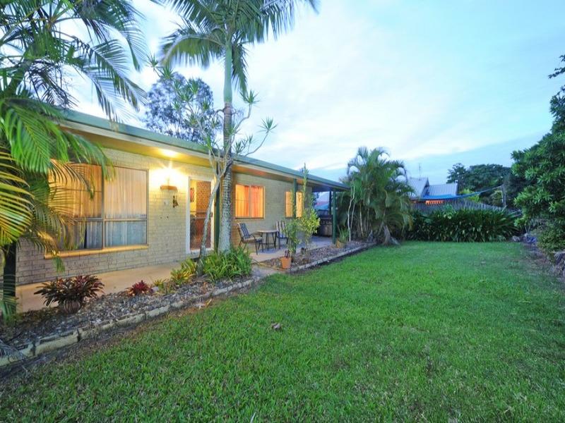 40 South Molle Boulevard, Cannonvale, Qld 4802 Property Details
