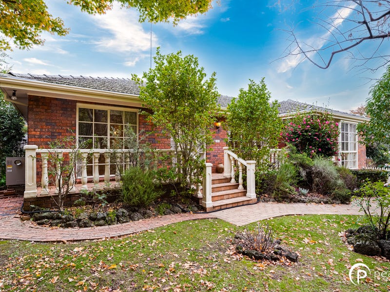 1/32 Langmore Lane, Berwick, Vic 3806 Property Details