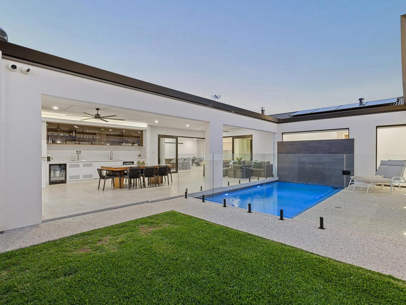 24 Rochester Way, Dianella, WA 6059 Property Details