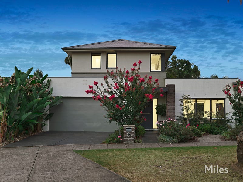 152 Ernest Jones Drive, Macleod, VIC 3085