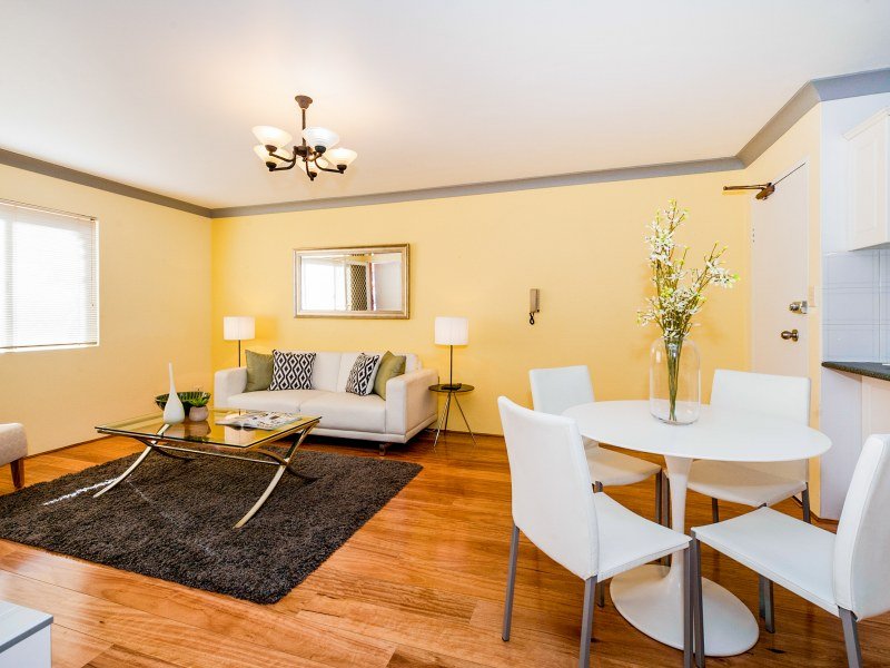 1/122 Todman Avenue, Kensington, NSW 2033 Property Details