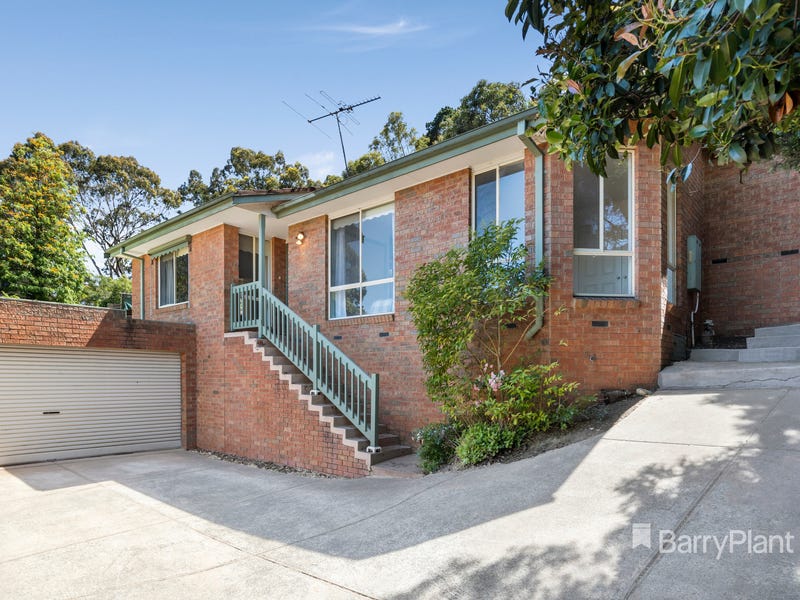 2/96 Hume Street, Greensborough, Vic 3088 Property Details