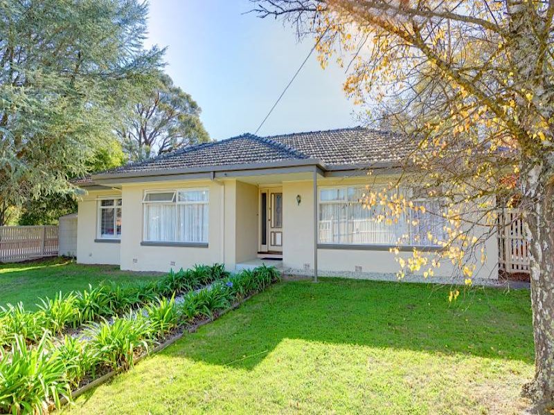 25 South Street, Creswick, Vic 3363 Property Details