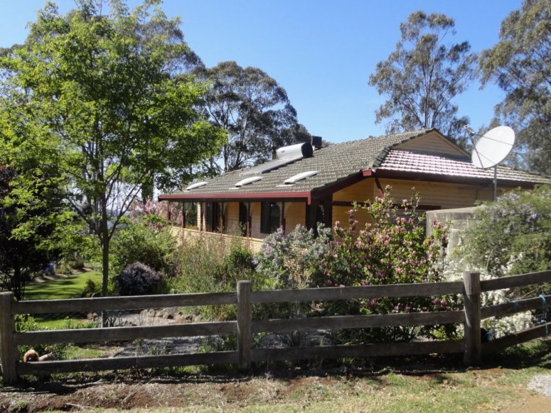 1969 Barry Road Hanging Rock Nsw 2340 Property Details