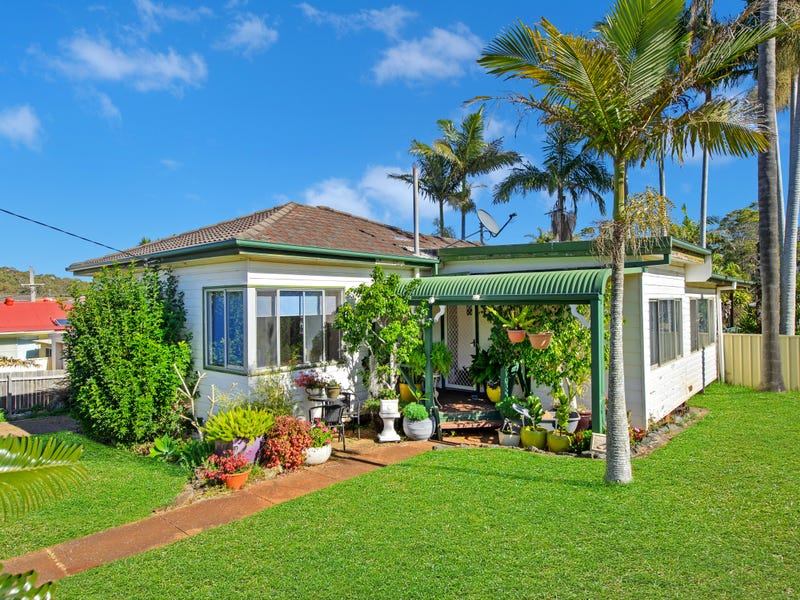 2 Hilltop Cres, Port Macquarie, NSW 2444