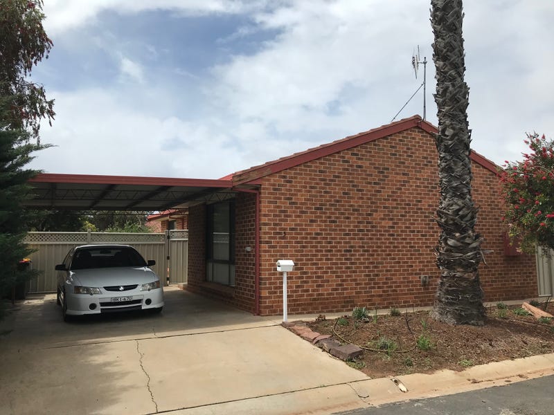 5 Court, Griffith, NSW 2680