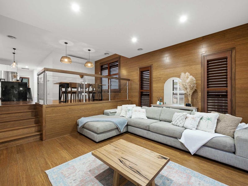 Real Estate & Property for Sale in Mount Eliza, VIC 3930 (+1 location