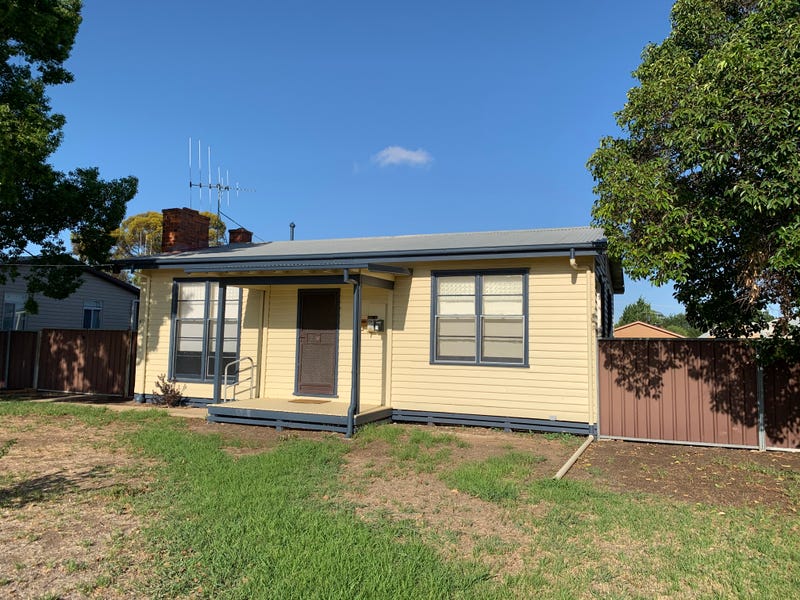 60 Marne Street, Kerang, VIC 3579