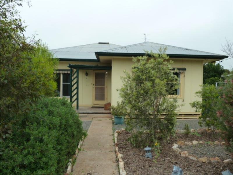 1 Seventh Street, Snowtown, SA 5520 Property Details