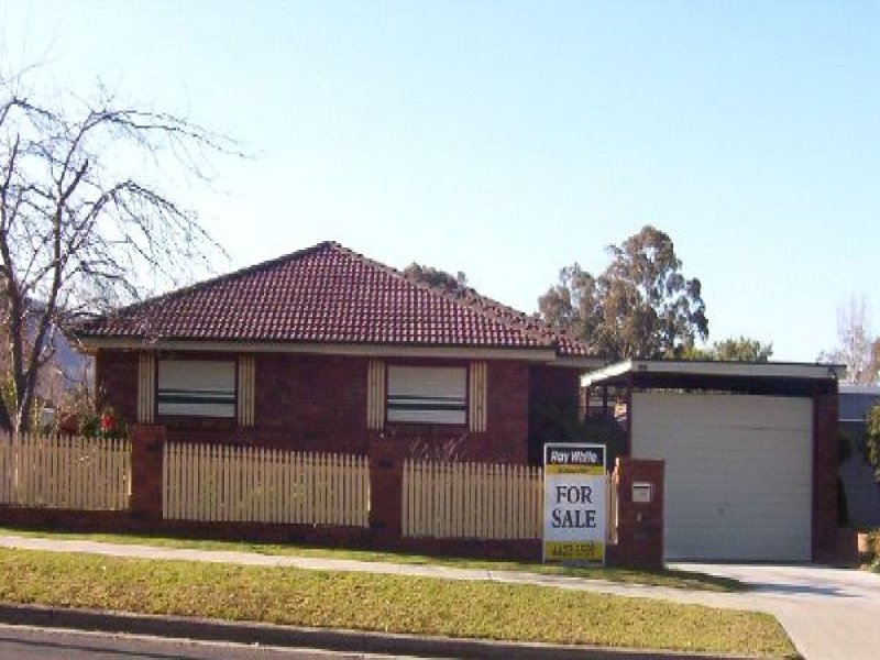 157 Cambewarra Road, Bomaderry, NSW 2541