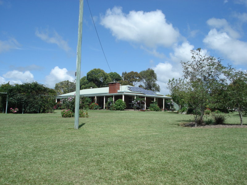 5 Greenhills Drive, Blackbutt, QLD 4314