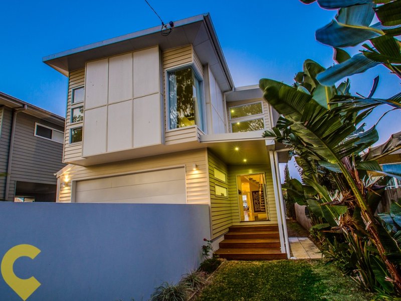 10 Lower Brighton Terrace, Sandgate, Qld 4017 Property Details