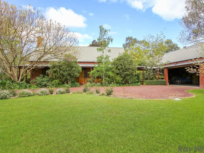 11 McConnan Street, Benalla, Vic 3672 Property Details