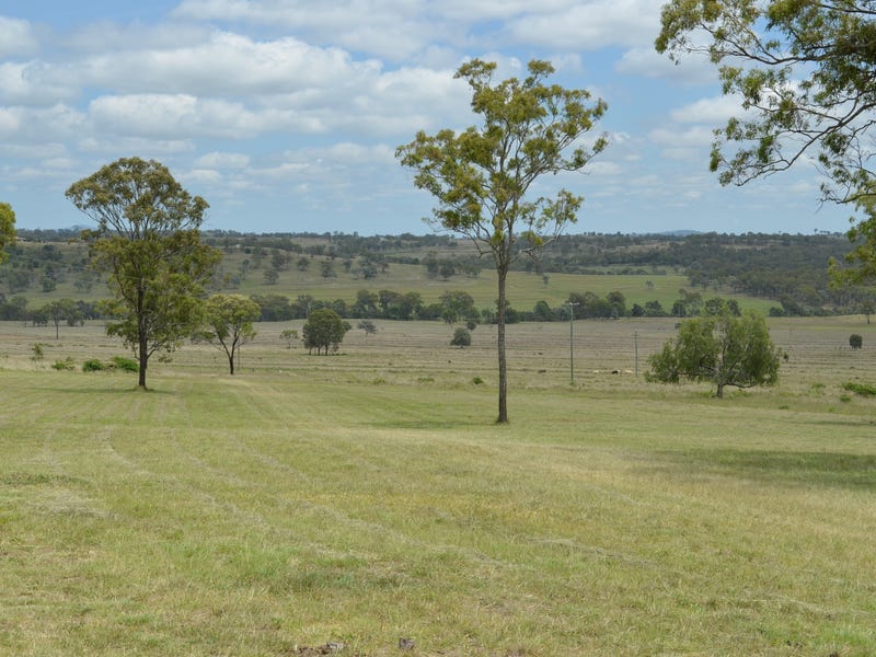 139 Tanduringie School Road, Pimpimbudgee, QLD 4615