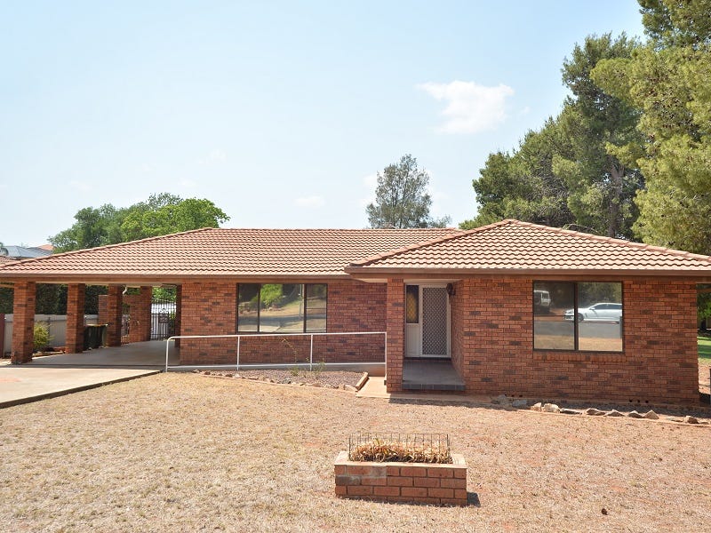 11 Glenhaven Avenue, Parkes, NSW 2870 Property Details