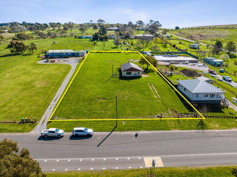 104 Orchard Street, Taralga, NSW 2580