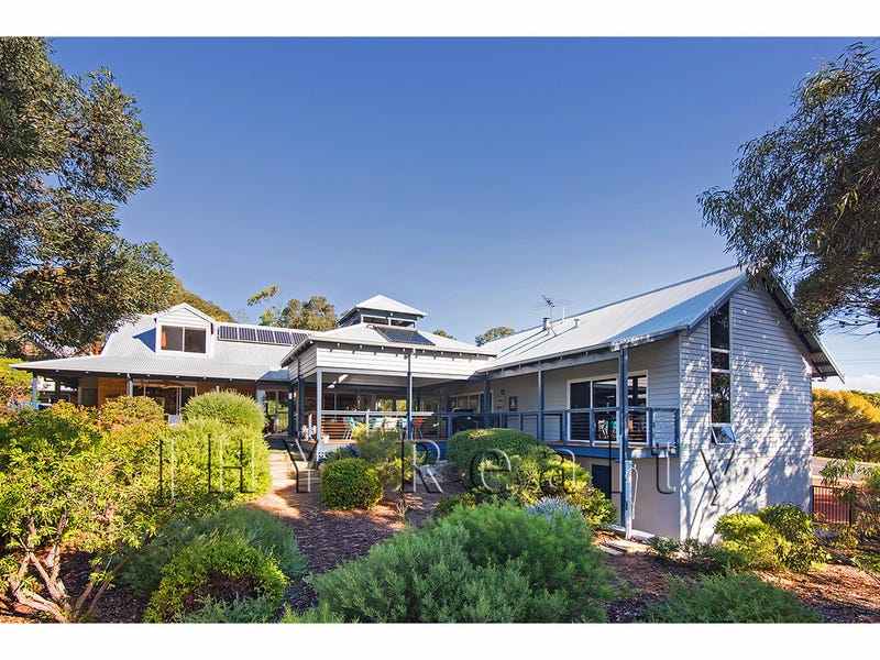 18 Eagle Bay Road, Eagle Bay, WA 6281