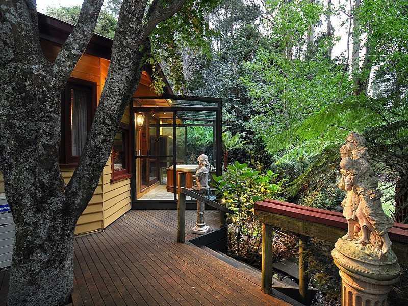 12 Back Road, Sherbrooke, VIC 3789