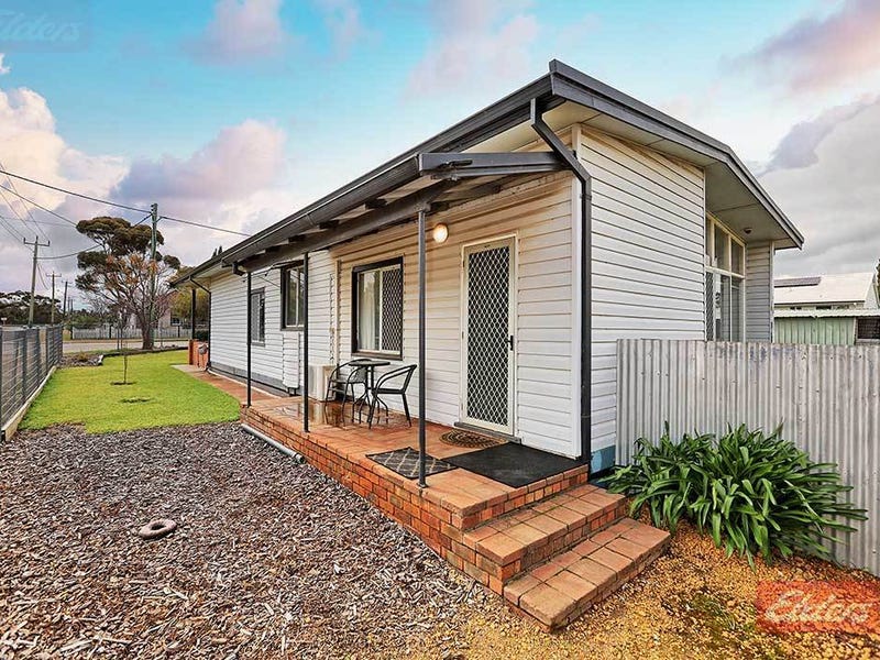 2 Northwood Street, Narrogin, WA 6312 House for Sale