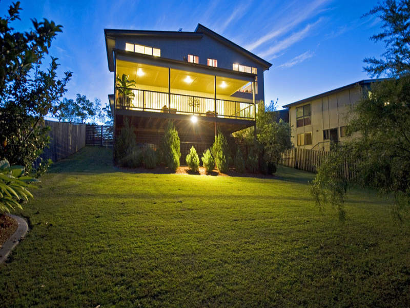 66 Cobb and Co Drive, Oxenford, Qld 4210 Property Details