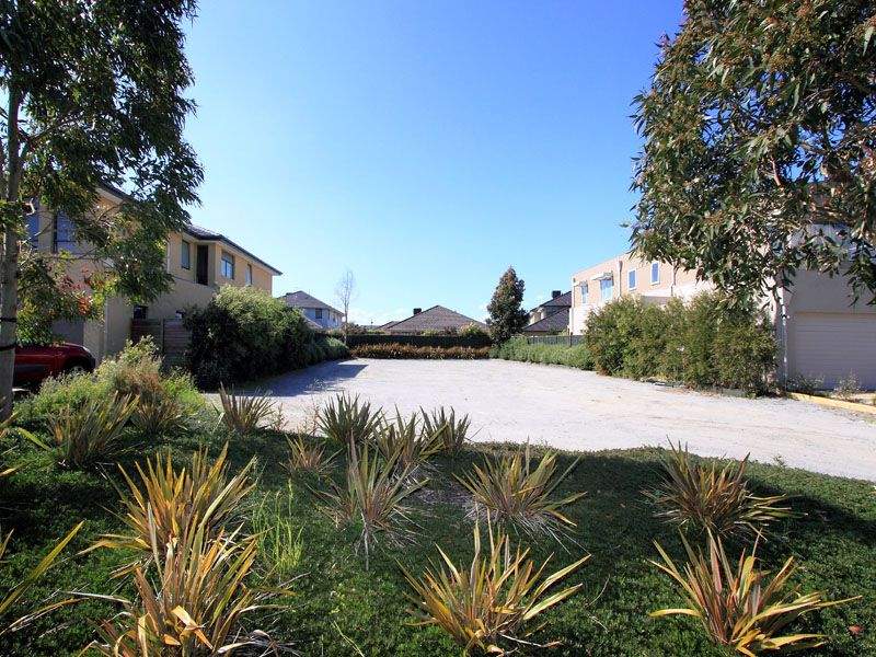 35 Waterside Drive, Waterways, Vic 3195 Property Details