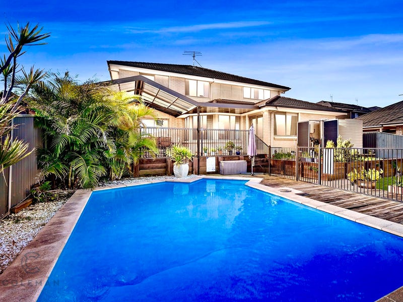 4 Wallum Cres, Woongarrah, NSW 2259 - realestate.com.au