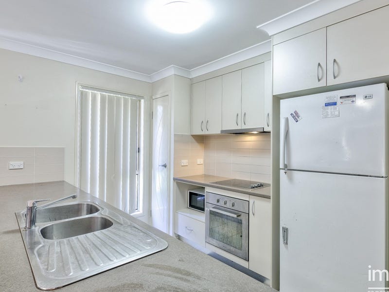 16 Webb Road, Loganlea, Qld 4131 Property Details