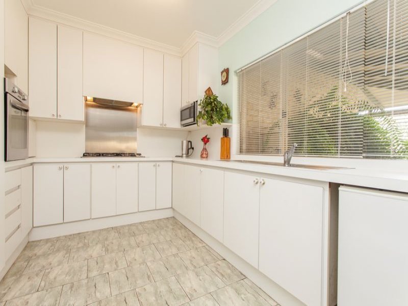 31 Mcmahon Way, Kardinya, WA 6163