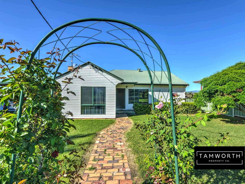 23 Johnston Street, Tamworth, NSW 2340 Property Details