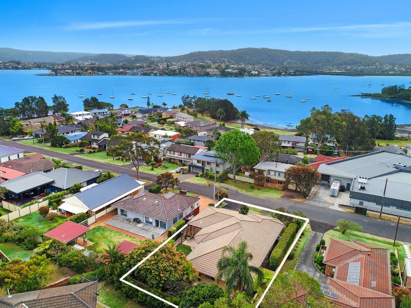 26 Orana Street, Green Point, NSW 2251