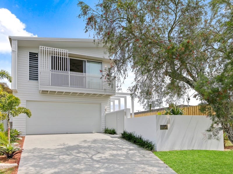 2/71 Broadsea Avenue, Maroochydore, Qld 4558 Property Details