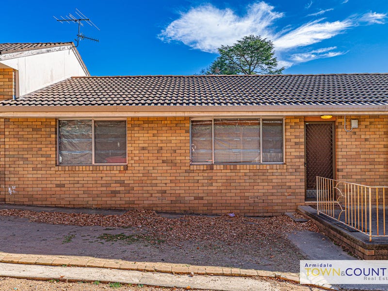 2/114 Mann Street, Armidale, NSW 2350 Property Details