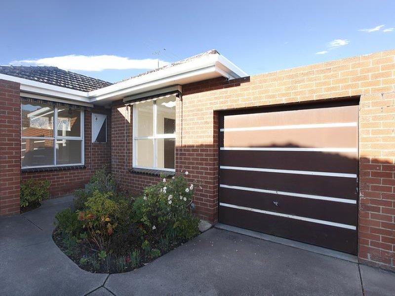 4/11 Street, Kingsville, Vic 3012 Property Details