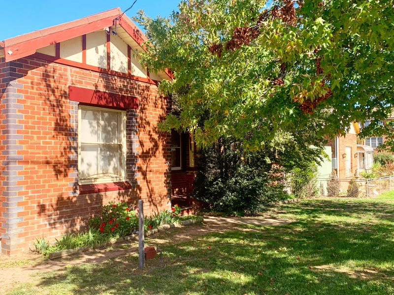 15 Brougham Street, Cowra, NSW 2794