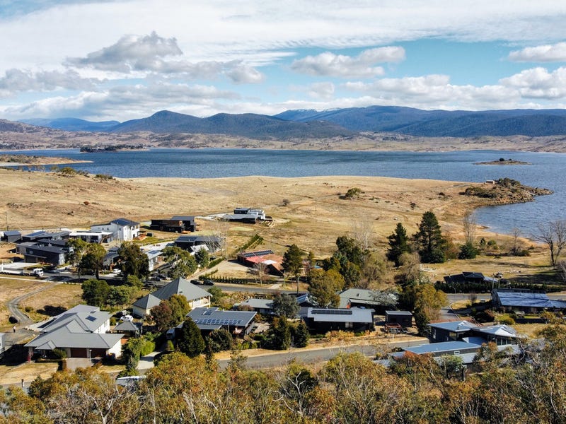 11 Acacia Place, East Jindabyne, NSW 2627