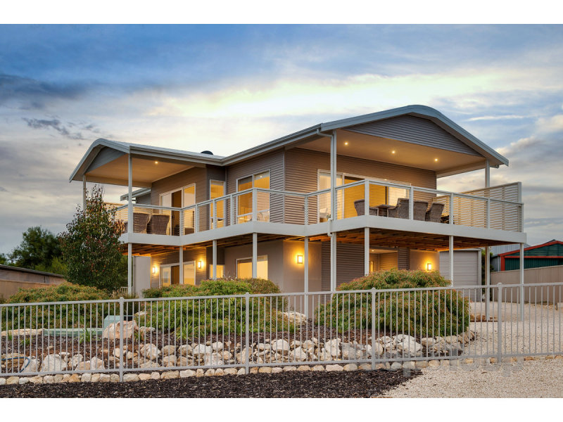 3 Castle Avenue, Goolwa Beach, SA 5214