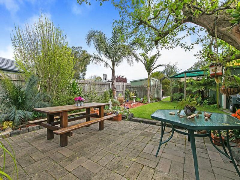 15 Craigmore Avenue, Mentone, Vic 3194 Property Details