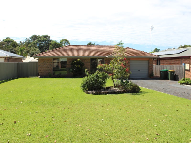 22 Myall Street, Tea Gardens, NSW 2324