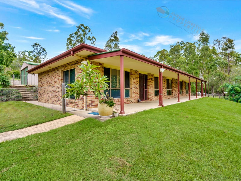 220 Camphor Drive, Boyland, QLD 4275
