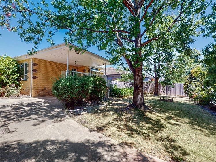 1/8 Weybridge Street, Surrey Hills, VIC 3127