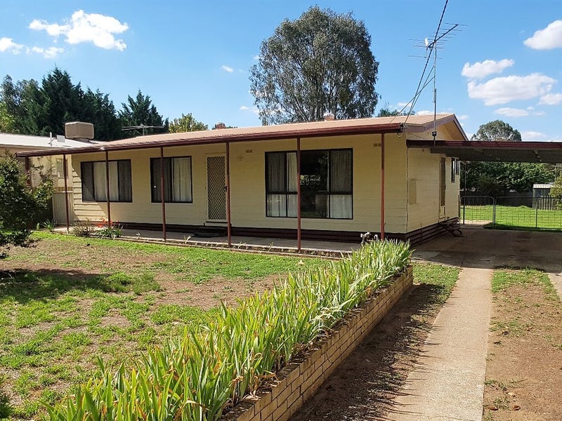 9 Victoria Street, Howlong, NSW 2643