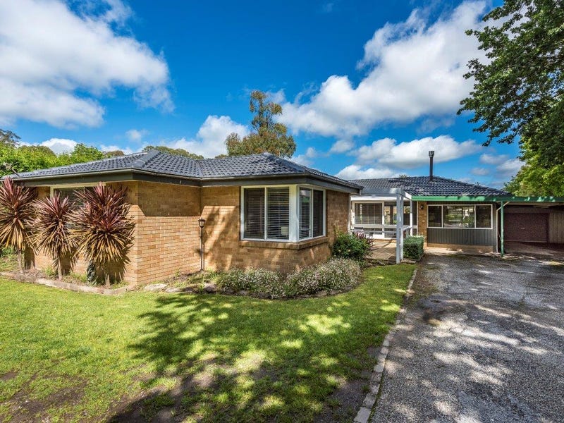 122 Old South Road, Bowral, NSW 2576 Property Details
