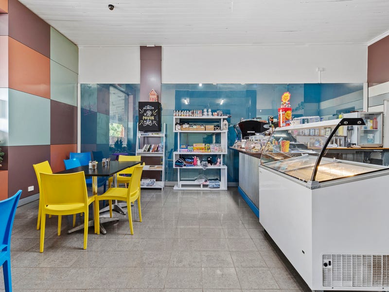 98100 Broadway Street, Dunolly, Vic 3472 Property Details