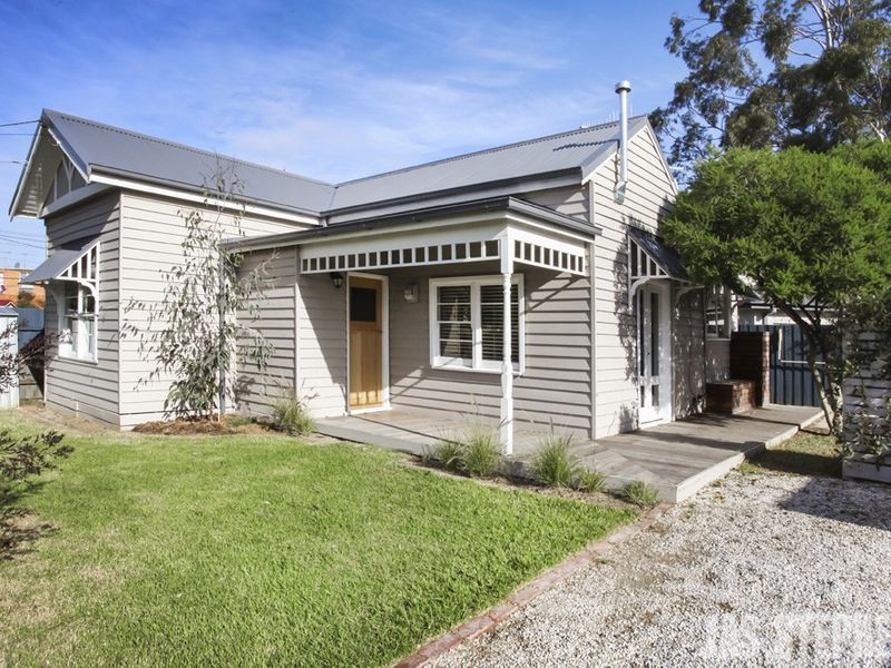 2 Kingsville Street, Kingsville, VIC 3012