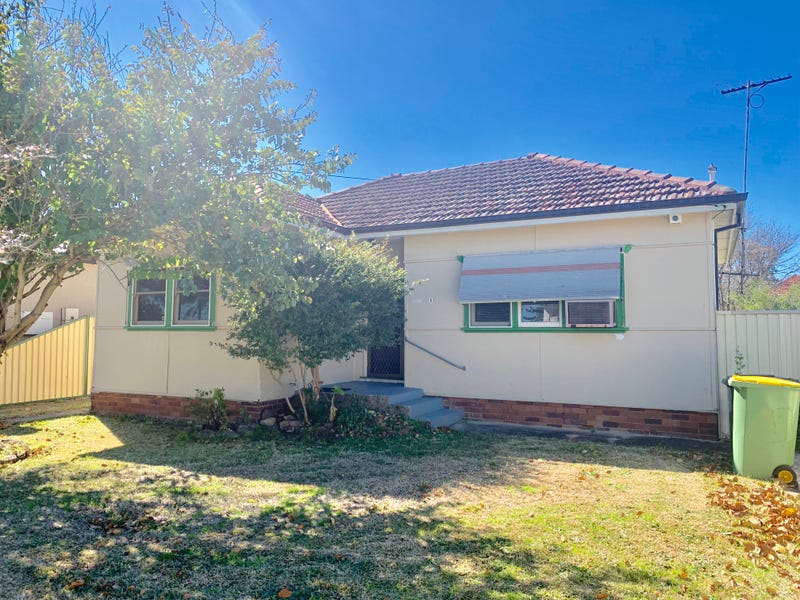 8 Tomki Street, Carramar, NSW 2163 Property Details