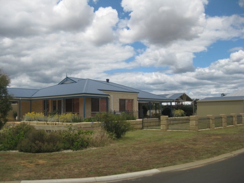 2 Gibson Terrace, Burekup, WA 6227 Property Details