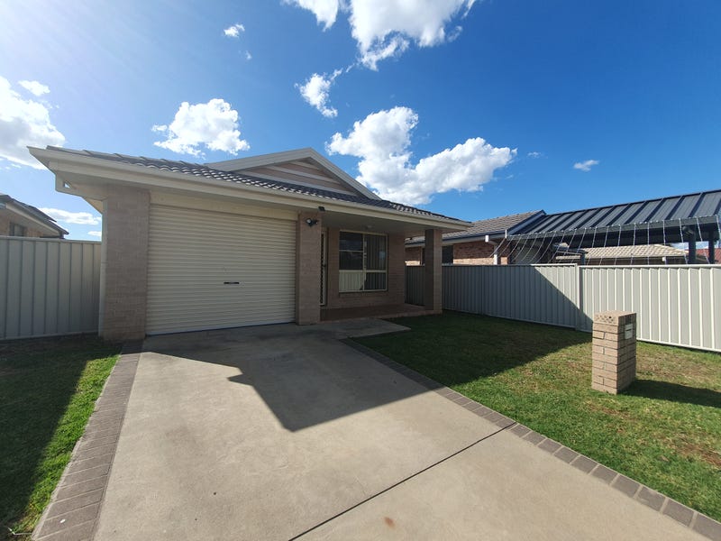 Rental Properties and Real Estate in Tamworth, NSW 2340 (+1 location