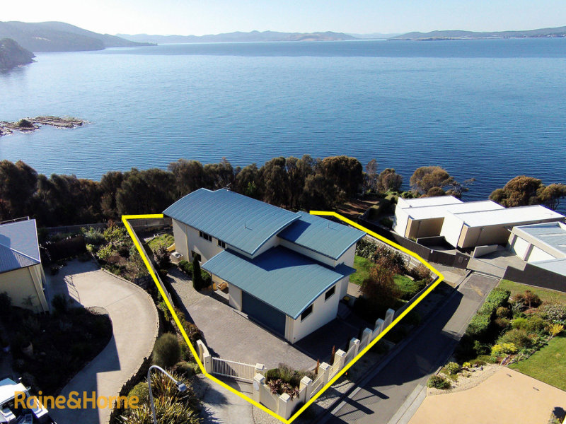 49 Suncoast Drive, Blackmans Bay, TAS 7052