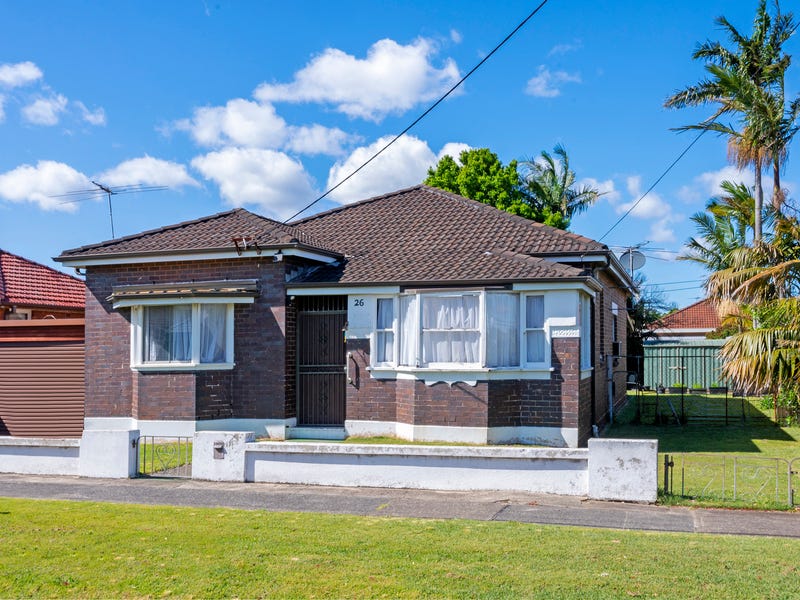 26 Robinson Street Street, Eastlakes, NSW 2018 Property Details