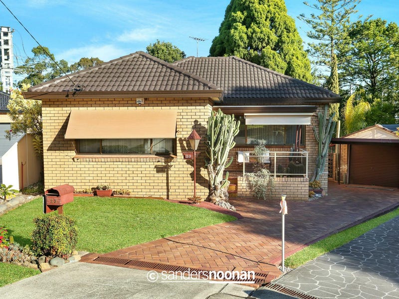 23 Fullerton Crescent, Riverwood, NSW 2210 Property Details